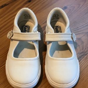 11W Ella Mary Jane Keds